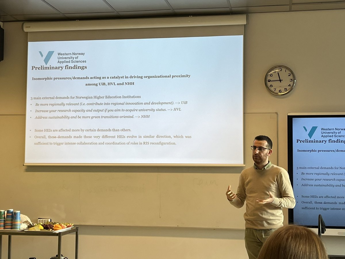 The three universities in Vestland perform complementary roles in the regional innovation system and are semi-coordinated, says <a href="/ridcinar/">Ridvan Cinar</a> at the <a href="/runinproject/">RUNIN</a> dissemination event
