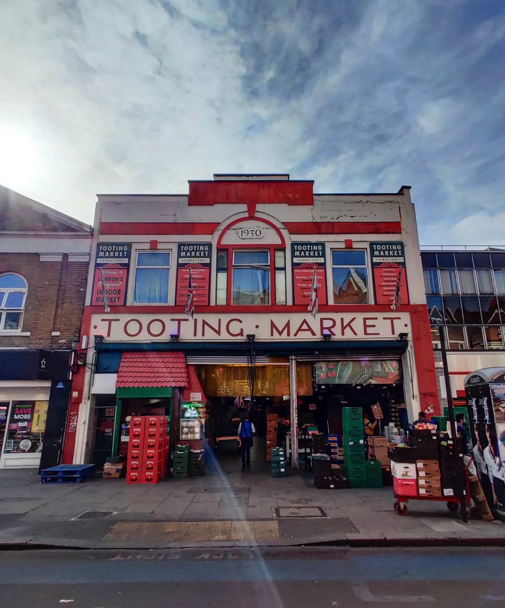 Tooting Newsie tweet media