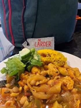 LarderLancs's tweet photo. Fantastic morning at our Cafe, Arts &amp; Community Hub
Loving the discussion around recipes &amp; local food
#foodandfuel
FREE 4 week cookery class starts Wed 23rd Nov 10am - 12pm
Join us!
✨️ basic cooking
✨️ nutrition
✨️ cooking with a thermal cooking bag
Message us to sign up https://t.co/H5s2mHeooa