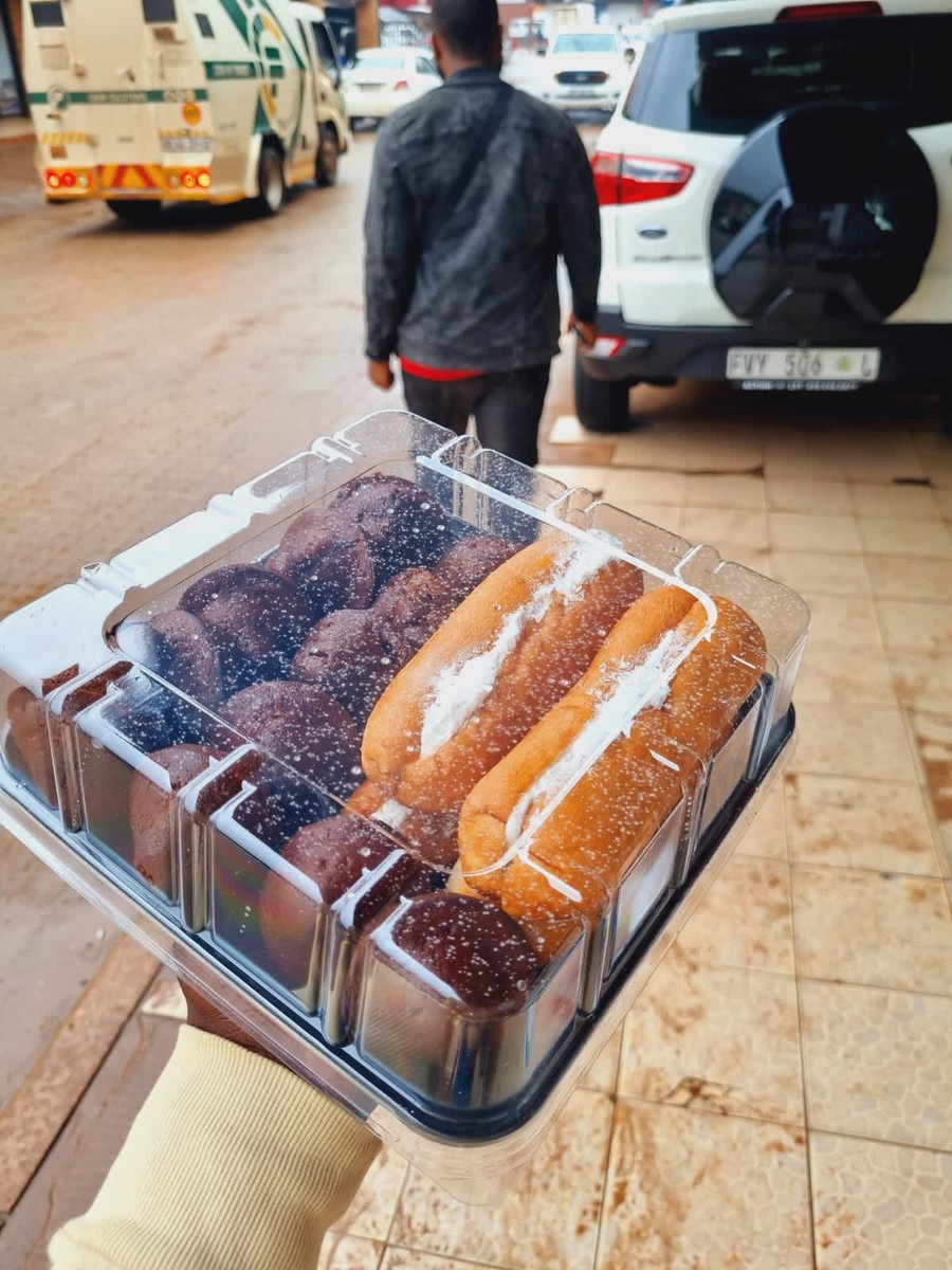 MulekaMuko's tweet photo. Doughnuts family ❤️ https://t.co/fS0fxDIjnu