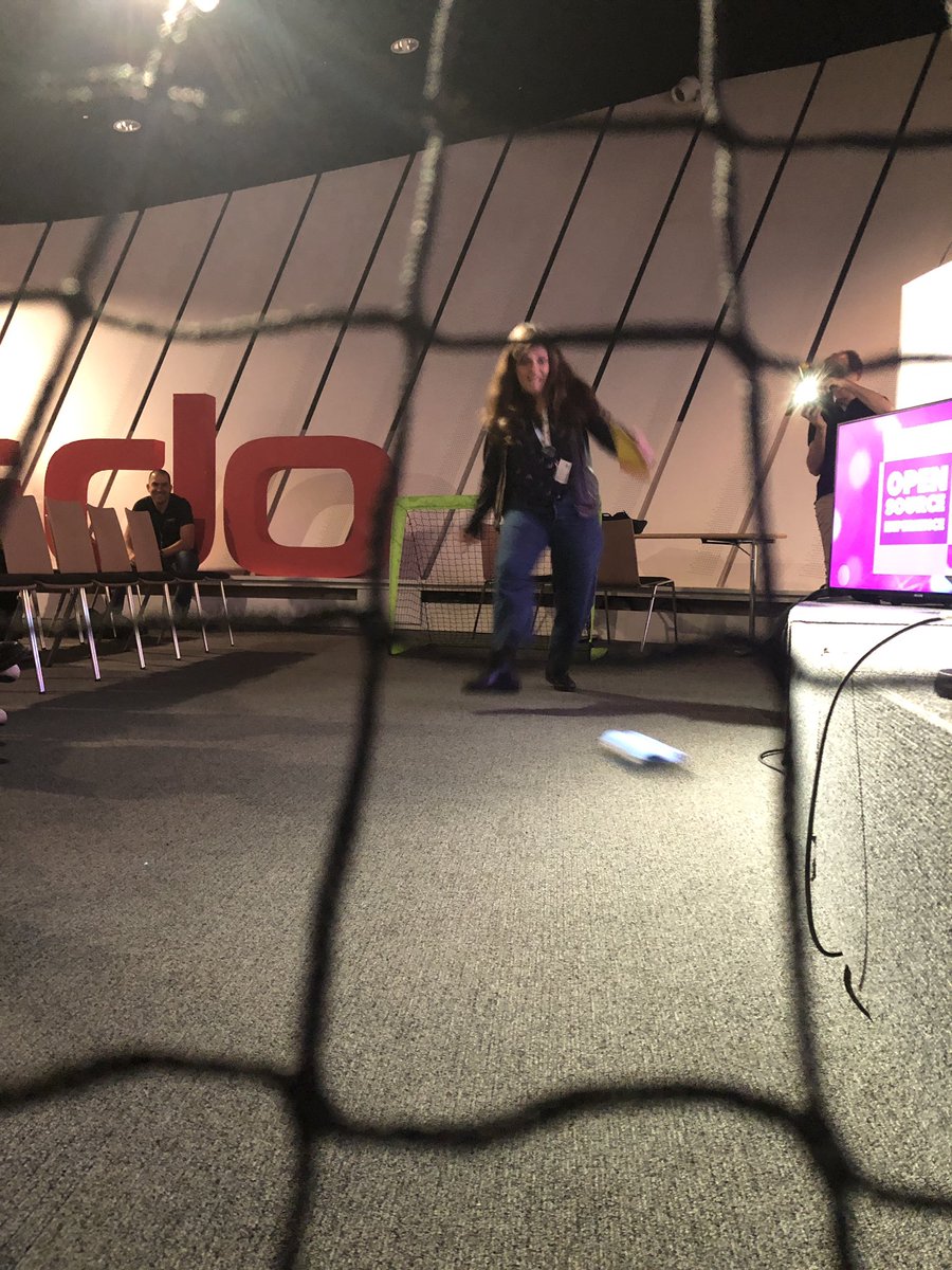 linuxfrorg's tweet image. C’est sportif cette année à @OSXP_Paris #OSXP2022 #OSXP_Paris