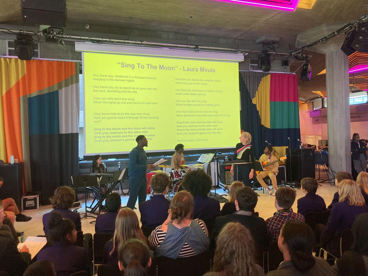 LambethMusic's tweet photo. Great to be singing with over 100 secondary pupils for wave 2 of our #SingLambeth pilot with @southbankcentre @LivingSongUK & @PegasusOpera + Amazing vocal leaders @randolphinfo @LugoAga facilitating 4 schools @smitfhsfg #TheNorwoodSchool #ElmsAcademy #LilianBaylis #lambethsounds https://t.co/fhxXWX77qA