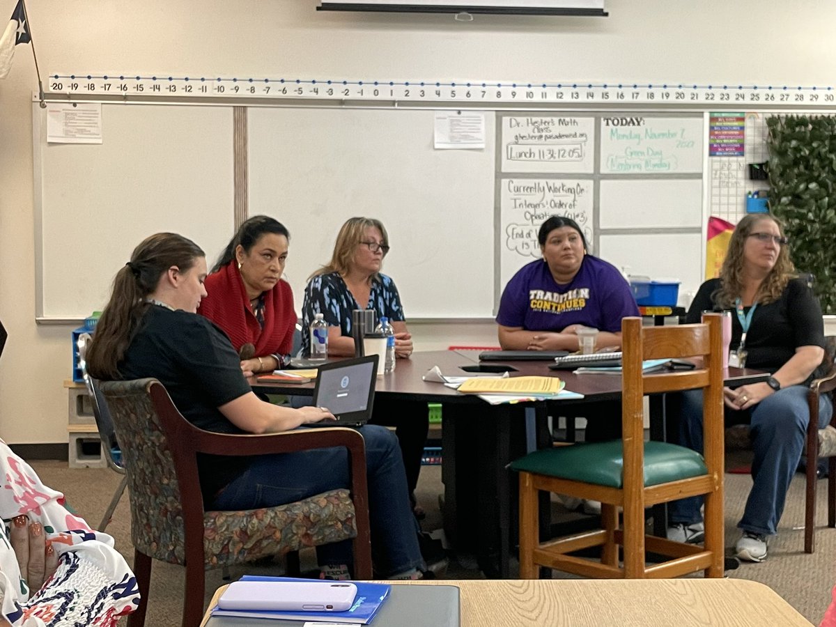 garzamel's tweet photo. We spent some time with the amazing @janetdnuzzie discussing the what, why, and how of determining what is most essential for our students yesterday. We are excited to continue this collaboration!#PISDMTSS #loboslead 💙💚🐺 https://t.co/p3G4GqoLBC
