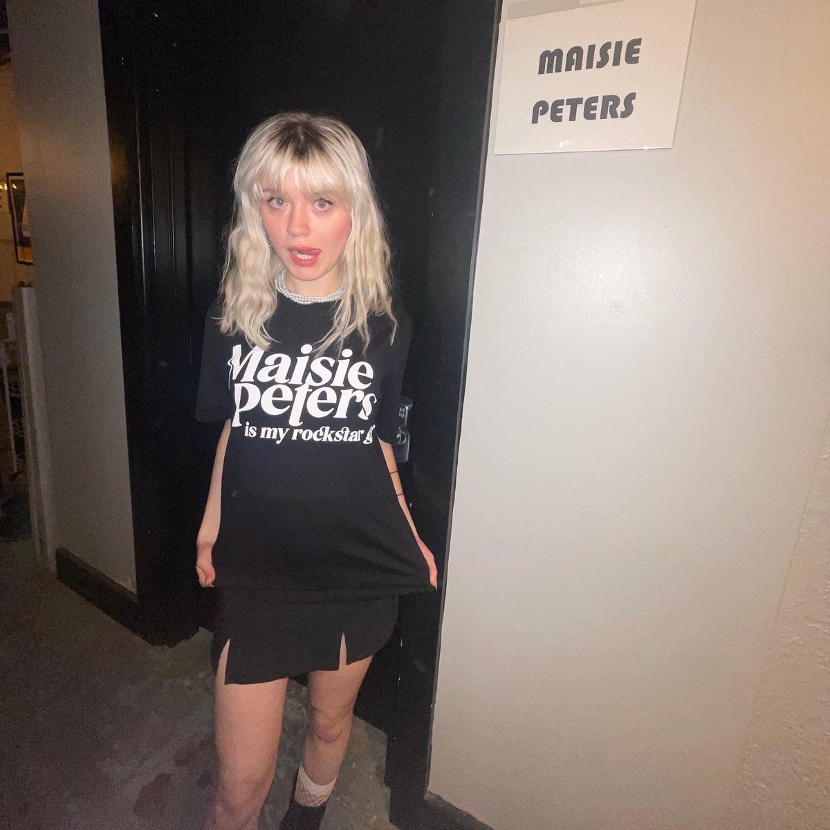 maisie peters tweet media