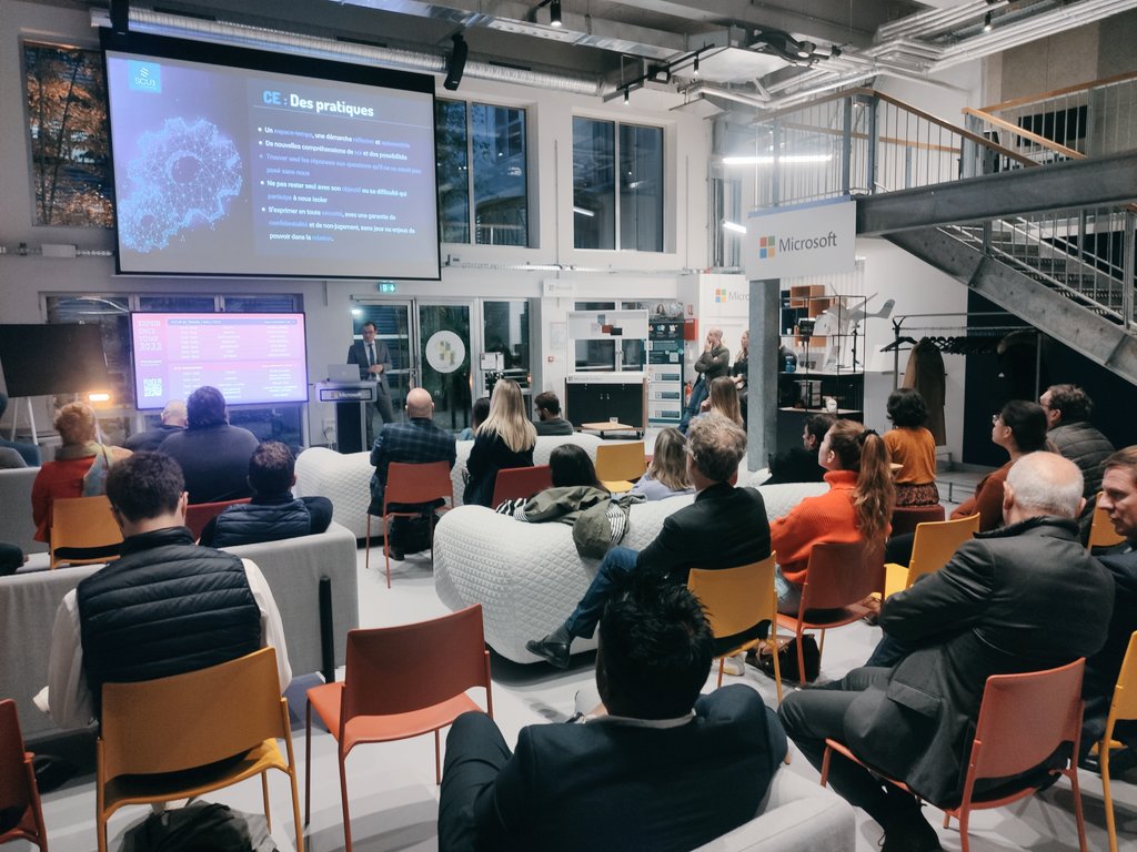 FrenchTechBdx's tweet image. 🔴 #ExperienceTour2022

Découvrez les talks de nos pépites à la @CiteNumerique 🎙️

On commence avec l&apos;espace #WellTech / Futur du travail : 
@covivio_, @SimplonNAQ, @microsoftfrance, @SimforHealth, @lumm_io, @MyTwiga et Scub Consulting 🔥