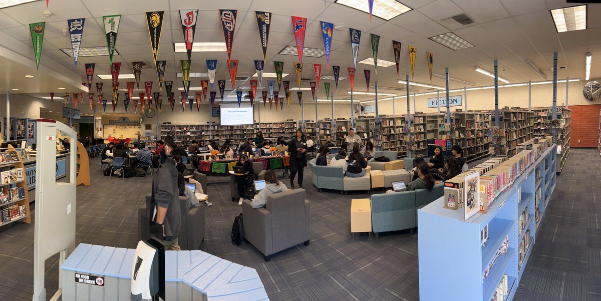 UC Application Workshop being hosted by ⁦<a href="/CavCounselors/">MHS Counselors</a>⁩ in the ⁦<a href="/mohighlibrary/">Montclair High School Library</a>⁩. The excitement can be felt in the room ⁦<a href="/MontclairCavs/">Principal Gomez</a>⁩ ⁦@MHS_Instruction⁩ ⁦@CAV_APSS⁩
