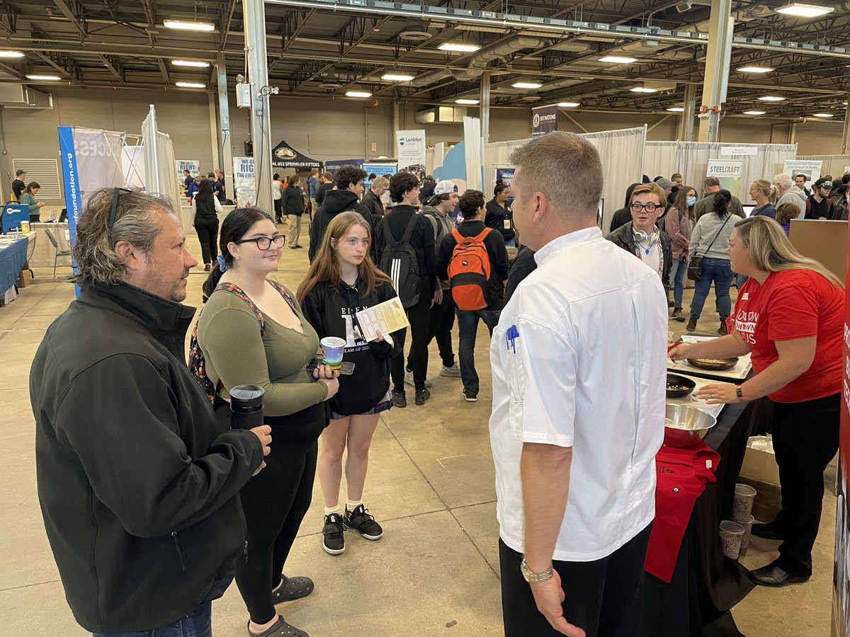 DSBN Tech (@dsbntech) on Twitter photo Students from <a href="/dsbn/">District School Board of Niagara</a> exploring amazing career opportunities at the Level Up Skilled Trades Fair in London. <a href="/skillsontario/">Skills Ontario</a> Students from <a href="/dsbn/">District School Board of Niagara</a> exploring amazing career opportunities at the Level Up Skilled Trades Fair in London. <a href="/skillsontario/">Skills Ontario</a>