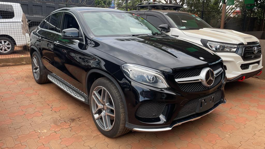 ZekeCarsUg's tweet photo. MERCEDES BENZ GLE COUPE
YEAR: 2016
COLOR: BLACK
Engine: 3.0L Diesel
✅ PRICE: 380M
_Available In Stock_ CALL: 0781460134/0707688071
#zekecarsug #uganda #mercedesbenz #GLEClass https://t.co/GPKojH3Ib7