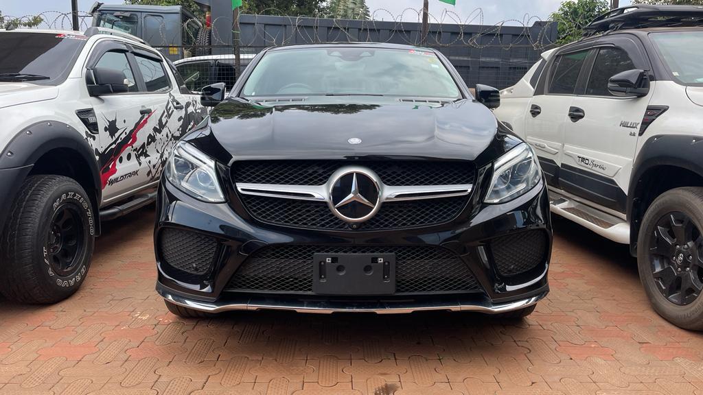ZekeCarsUg's tweet photo. MERCEDES BENZ GLE COUPE
YEAR: 2016
COLOR: BLACK
Engine: 3.0L Diesel
✅ PRICE: 380M
_Available In Stock_ CALL: 0781460134/0707688071
#zekecarsug #uganda #mercedesbenz #GLEClass https://t.co/GPKojH3Ib7