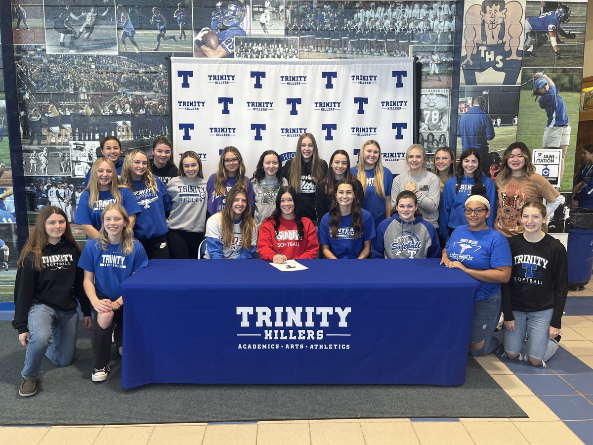 Amber Morgan  | Southern Illinois University |  Softball
 Senior Amber Morgan signed a National Letter of Intent on November 9th to continue her academic &amp; athletic career at Southern Illinois University-Edwardsville. Morgan plans on majoring in Nursing. <a href="/SIUESB/">SIUE Softball</a>
