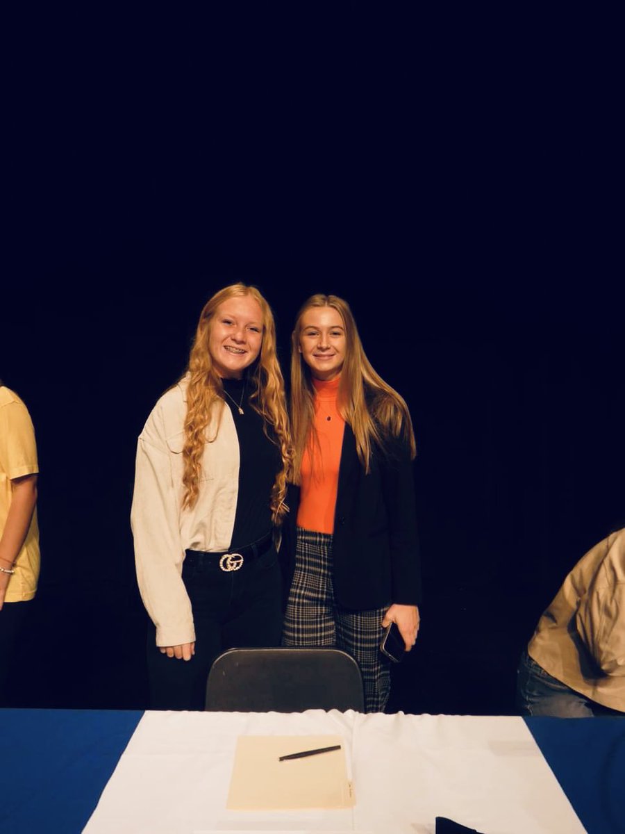 CONGRATULATIONS to my teammates!!💜🧡 so proud of y’all!! <a href="/skylarjohnson_/">skylar johnson ✝️</a> <a href="/HudsonCloe/">Cloe Hudson</a>