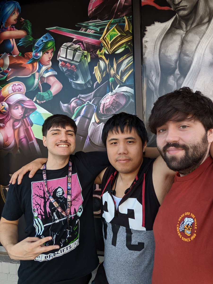 Daithe_'s tweet photo. After playing League together since ~2016 I finally got to meet my friends in person for my friend's wedding. 

Nunu and the Willumps Clash Champions 🏆 https://t.co/4nG0d7fgZc