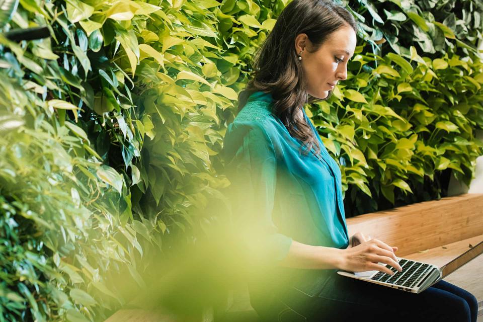 Forbes's tweet photo. The benefits of an ESG materiality assessment https://t.co/ewFqOP6Z63 Sponsored by @CroweUSA https://t.co/b2vbC5WtB9
