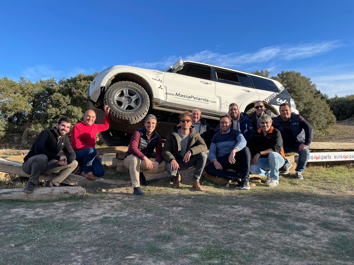 Esta semana ha tenido lugar la Reunión de Estrategia del grupo #TUROMAS en <a href="/Masiapelarda/">Masia Pelarda</a> 

Gracias David, Ana y Antonio por darnos la exclusividad, tranquilidad y confidencialidad que necesitábamos. ¡Un placer disfrutar de vuestras instalaciones!

#estrategia #turomas #equipo