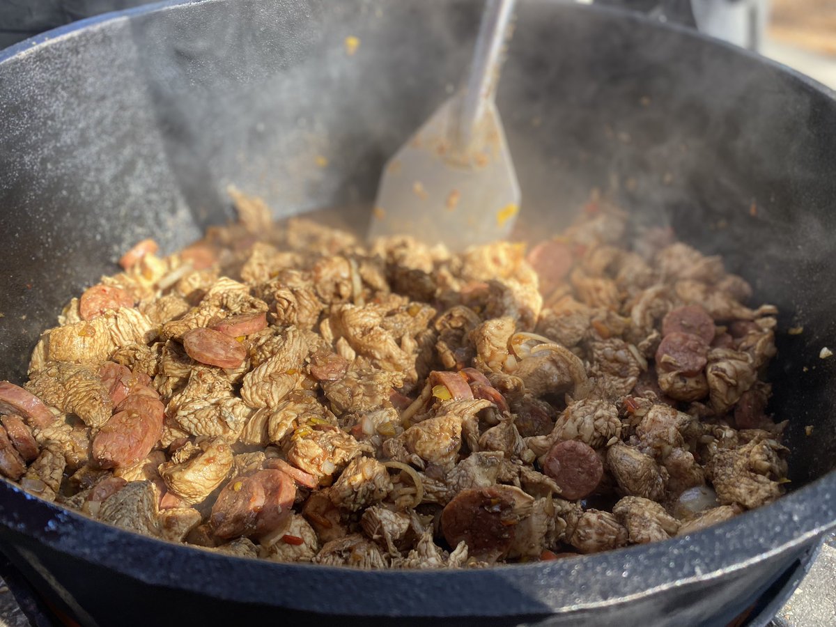 LSU Dining tweet media