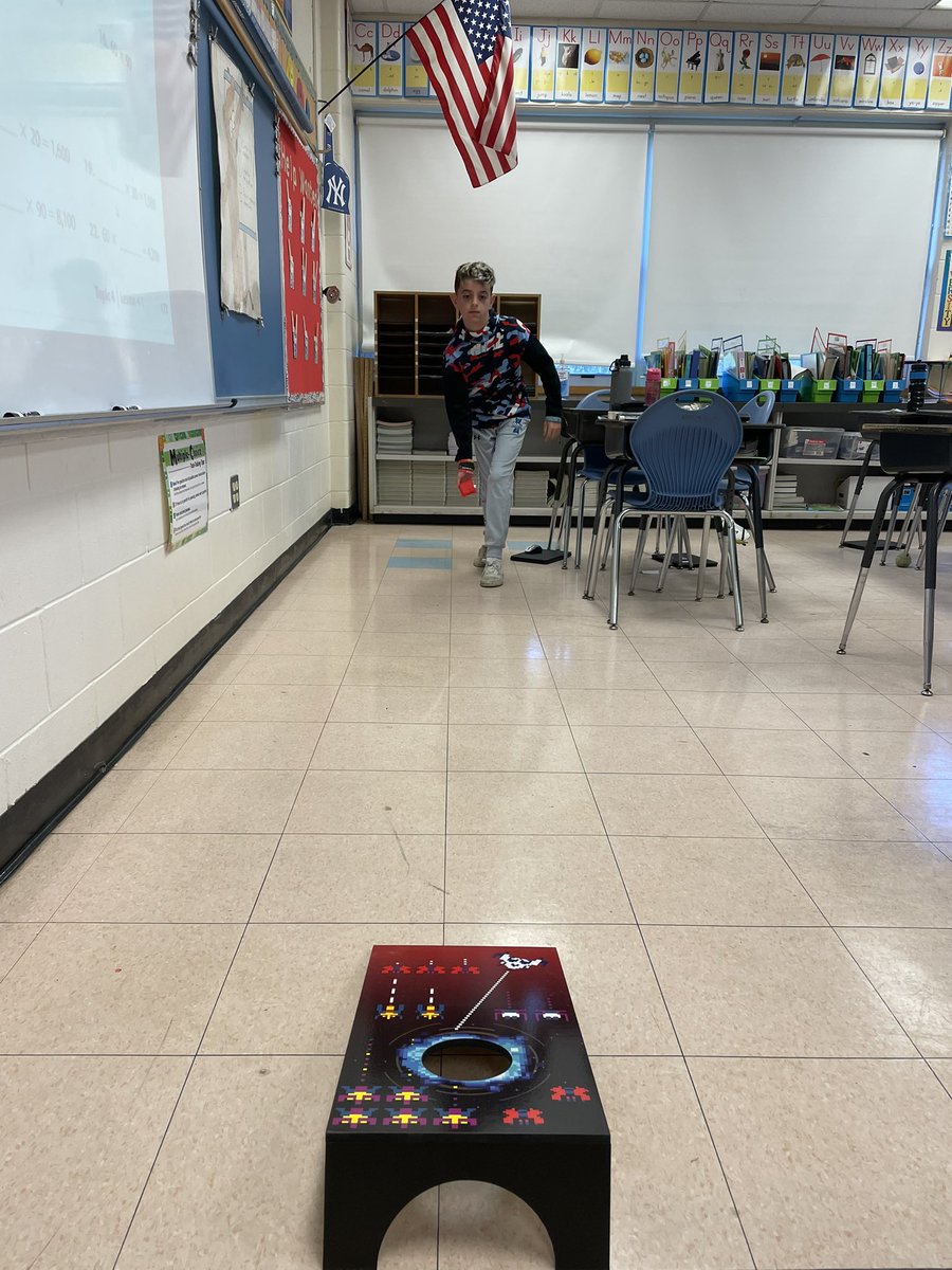 pmcgorty409's tweet photo. Cornhole multiplication challenge. https://t.co/VW1rgXlqoF