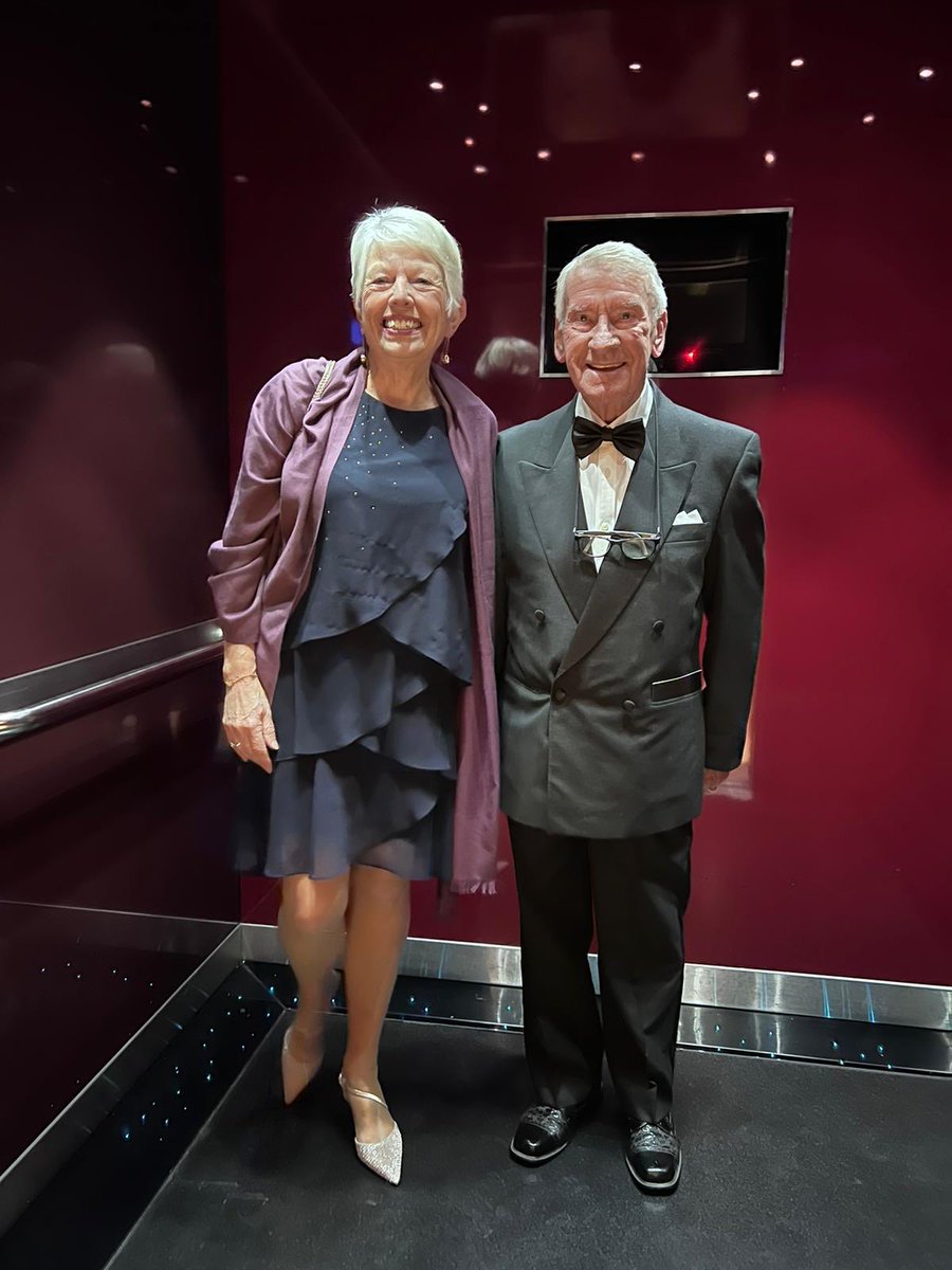 Garry Carter tweet media