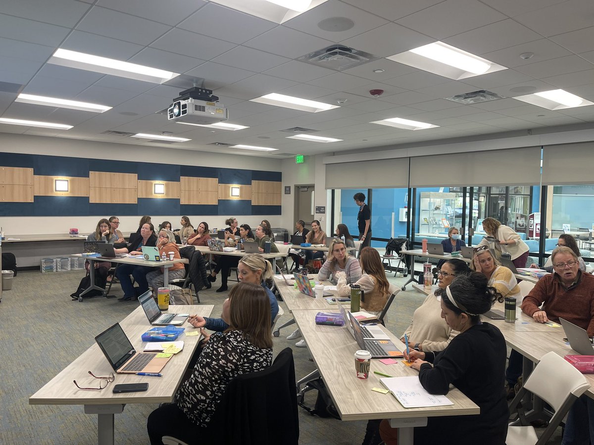 Thank you <a href="/sbaker_SDCOE/">Dr. Shannon Baker</a> for facilitating a dialogue with our ELA lead learners and principals on our CLSD grant work! Thank you <a href="/MiraCosta/">MiraCosta College</a> for the partnership with @OsideUSD and allowing us to use your amazing learning spaces!