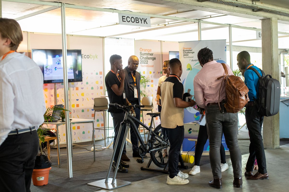 CI_Orange's tweet image. Après plusieurs mois de stage intensif, l’aventure #OSC2022 est terminée. 
Félicitations à toutes les équipes gagnantes : Cafigue, Ecobyk, Serreson et Eosol 👏🏽🏆.
Vivez les meilleurs moments  du #OrangeSummerChallenge2022.
#OpérateurDigitalEngagé ​​ #OrangeDigitalCenter