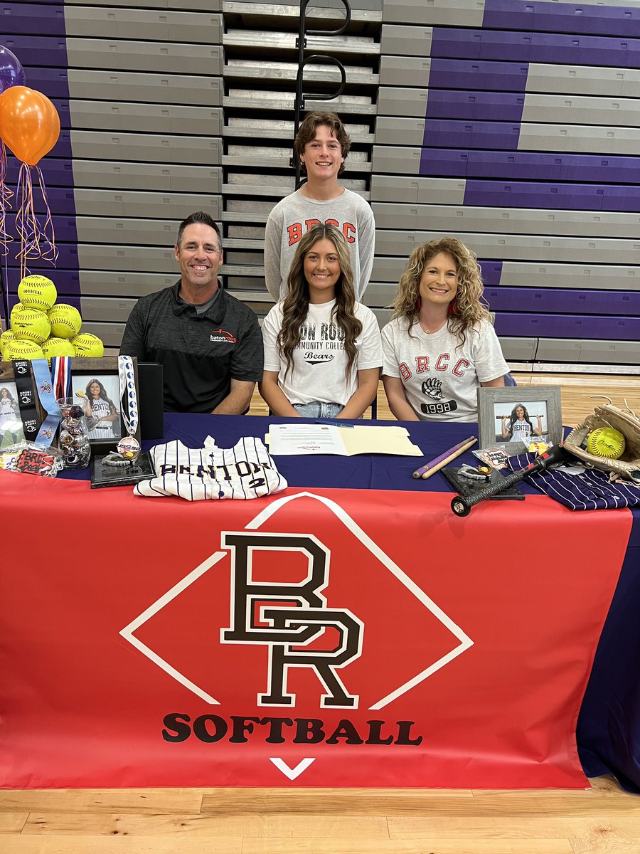Congrats to <a href="/SophiaLivers/">Sophia Livers</a>, <a href="/Meaux23/">Meaux Carroll</a>, and <a href="/OliviaB202305/">Olivia Burns</a> on signing with <a href="/NSUDemonsSB/">NSU Demons Softball</a> and <a href="/brcc_softball/">BRCC Softball</a> today! These schools got some good ones!