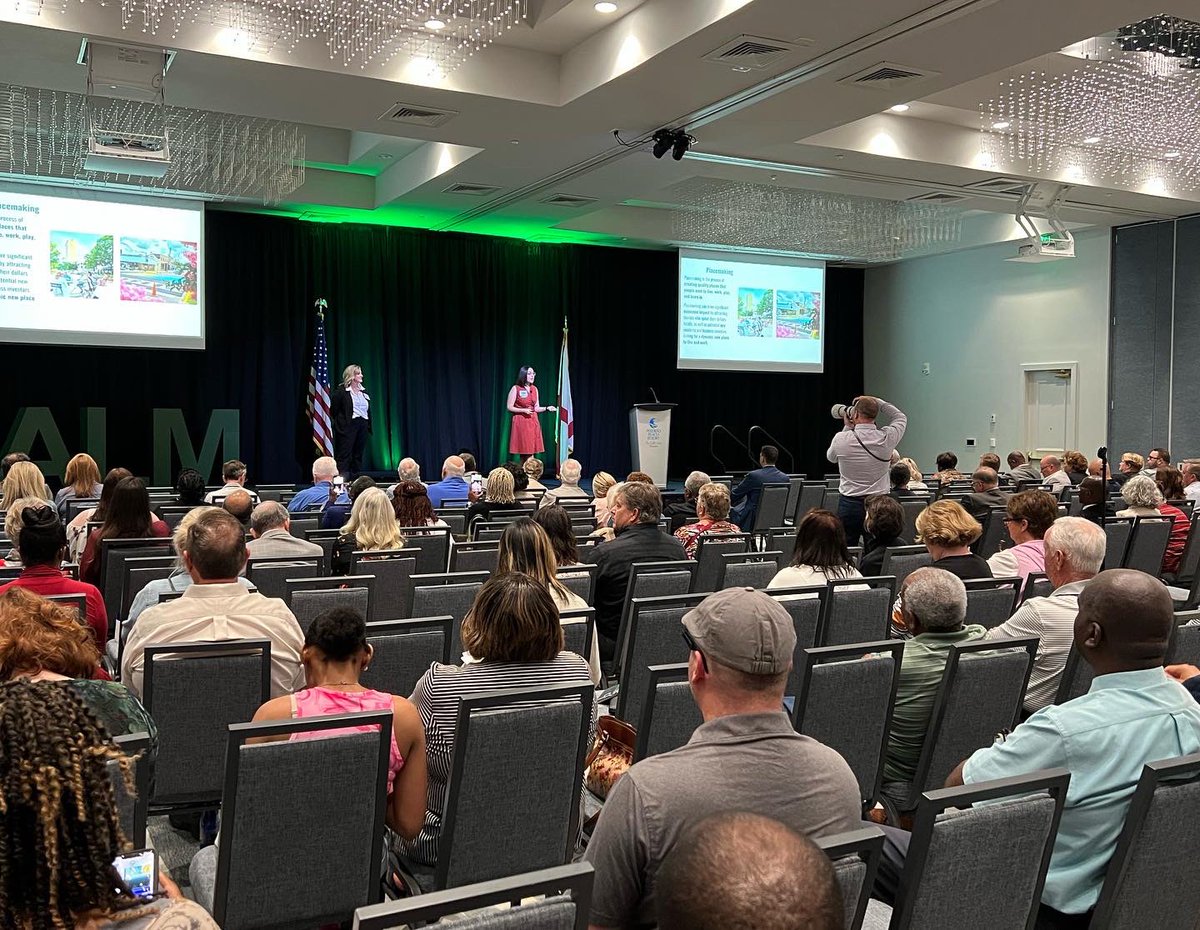 AL_League's tweet photo. Wrapping up our morning sessions with discussions about outdoor recreation and public art. Municipal officials gained invaluable insight into how recreation and public art can serve as economic drivers and opportunities within their cities and towns. Many thanks to our speakers! https://t.co/aJlDnX7ay8