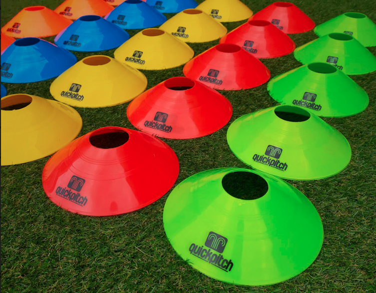 QuickPitch_'s tweet photo. Disc Cones for Training. NOT FOR PITCH MARKING 😂
#quickpitchonline #footballtraining #football #disccones #quickpitch #dribblingdrills https://t.co/xefD9bhFqT