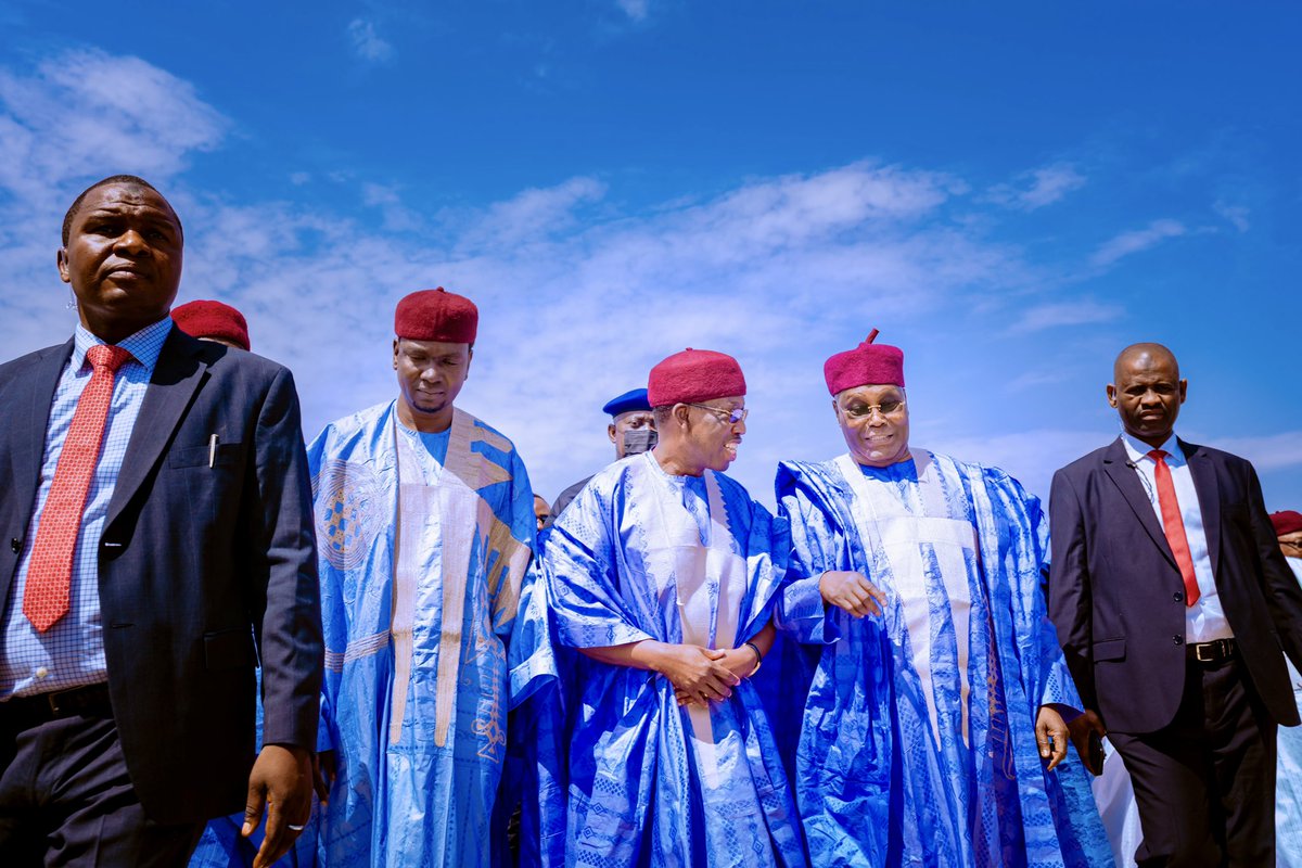 DareGlintstone's tweet photo. Atiku's presence in Borno reinforces the situation on ground that #BornoIsPDP https://t.co/NPoTgXbwVr