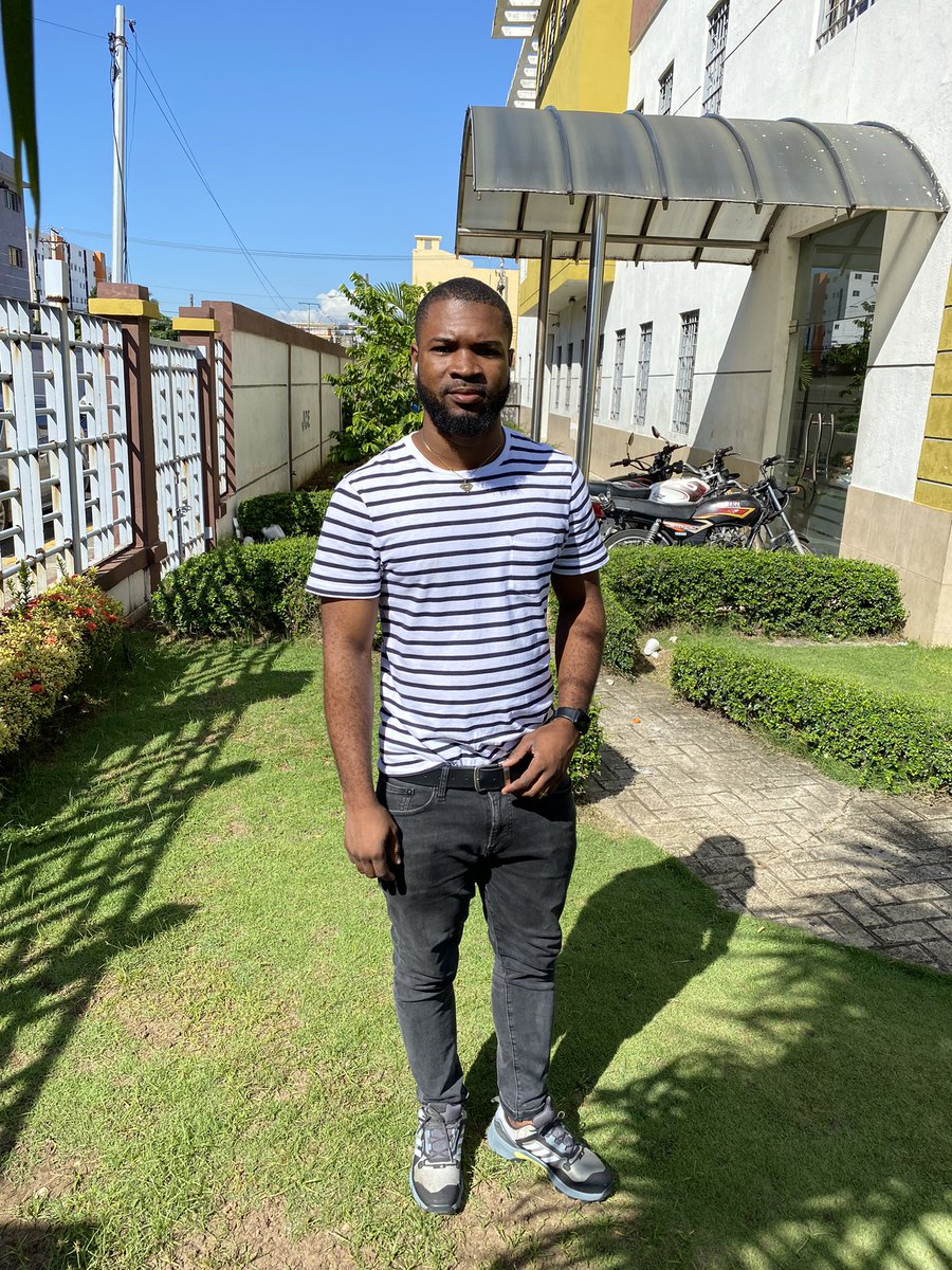 LouisHatman's tweet photo. Caption 🇭🇹 https://t.co/sRpXU7KTTP