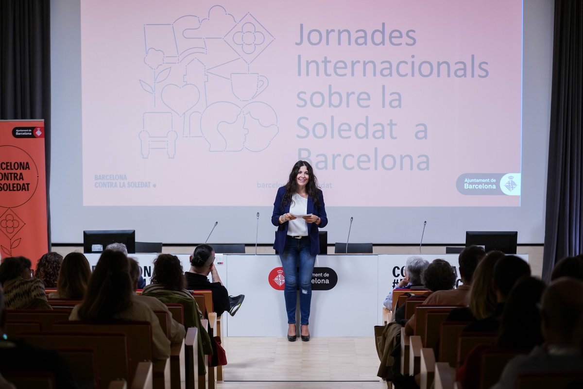 bcn_ajuntament's tweet image. 🤔 Què podem fer per combatre la soledat no desitjada?

💬 En parlem a les Jornades Internacionals sobre la Soledat, que se celebren al campus Poblenou de la @UPFBarcelona avui i demà. 

🫂 Contra la soledat, #Reconnectem!

ℹ️ Més informació: jornadessobresoledat.barcelona.cat/ca/