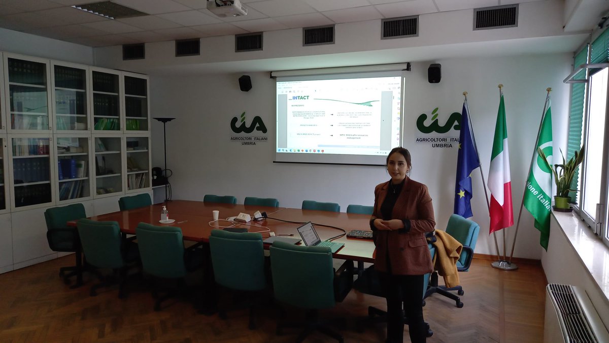 IntactProgetto's tweet image. The #INTACTProject organized a Presentation day to present the activities carried out by Domizia Donnini and Mara Rondolini (@UniperugiaNews Italy) during their secondment at ARAGOTRUF and DPH (Spain) and to present Eva Tejedor (@CITAAragon ) seconded at @CIAUmbria (Italy)