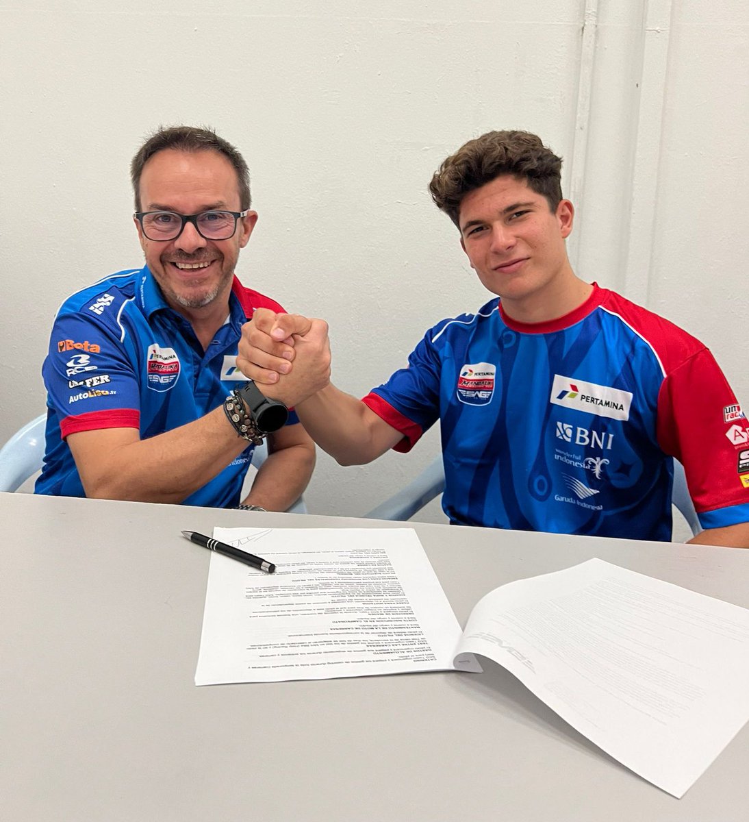 The Pertamina Mandalika SAG Team announces the signing of Carlos Tatay for next season into the Moto2 structure in the Junior GP, European Championship. Welcome Carlos! More information in our Press Release 📝 cutt.ly/kMqIGGR