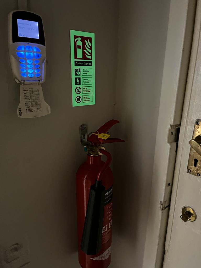 Midland_Fire's tweet photo. To ensure you know where the fire extinguishers are in a situation where you might have dark smoke filling the room, our identity and fire exit signs would still be clearly visible showing you which way to go to make a safe exit. call us on 01217458444
https://t.co/xVmTX6HFez https://t.co/J4ZLy6DkvZ