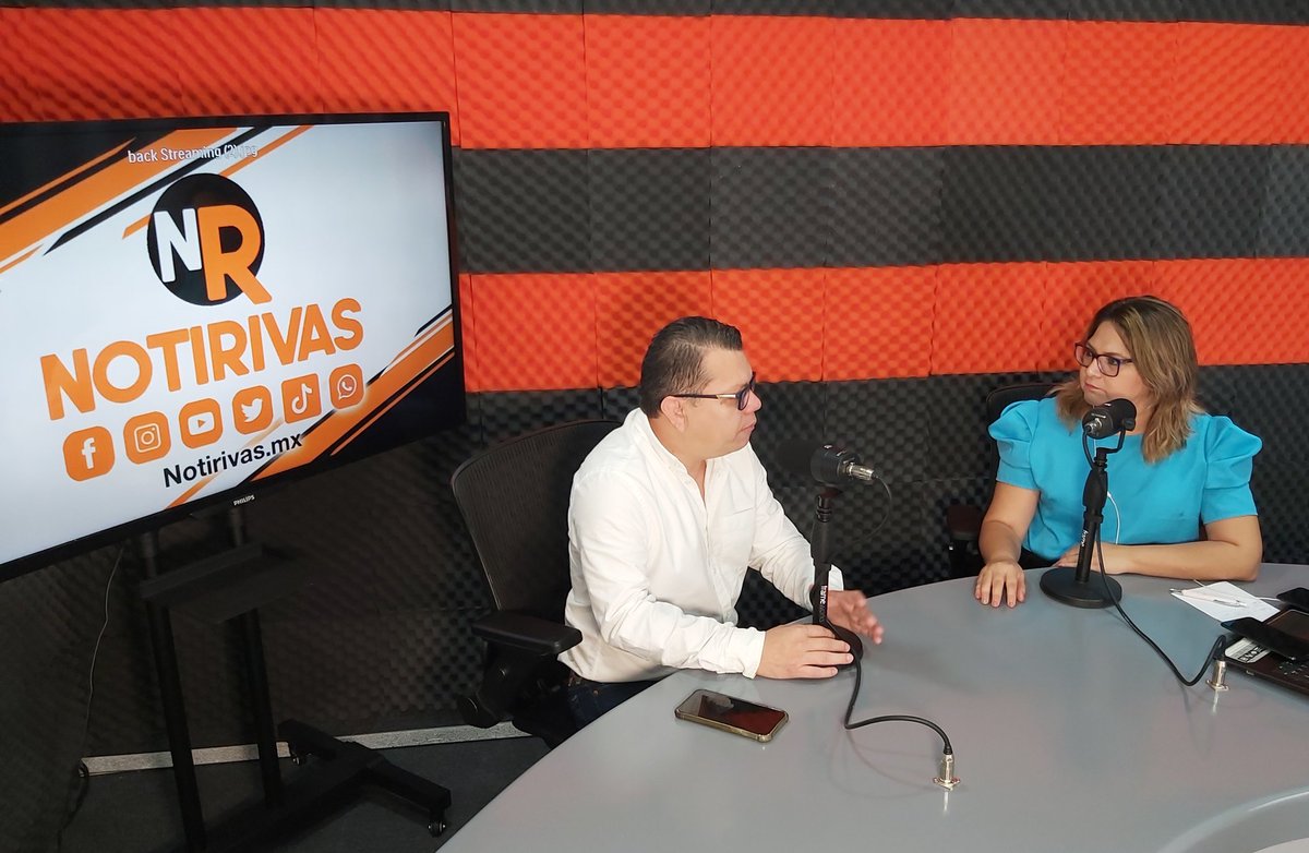IEPACYucatan's tweet photo. Iniciamos la mañana platicando con @wenaguayo en @NOTIRIVAS 
El Consejero Pdte del @IEPACYucatan @moybates conversa sobre nuestra labor del organizando las elecciones y actividades para la participación ciudadana y la educación en #valores
Síguelo en https://t.co/eC0k1xrI72 https://t.co/U5Cp3D6POb