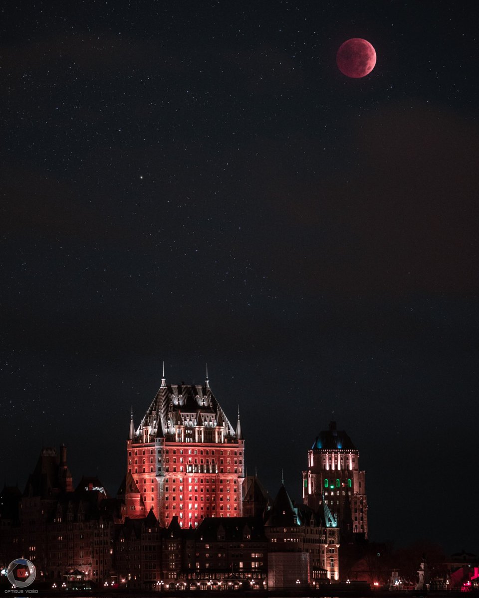 GM 😘 
#LunarEclipse 
#lunareclipse2022 
#Astrophotography 
#Quebec
