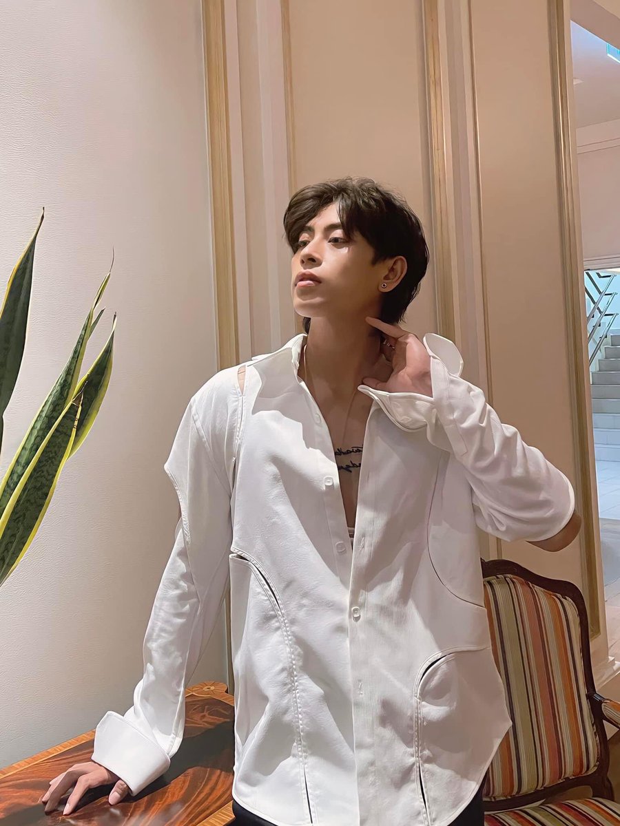 BToYangTD's tweet photo. /Thông báo: Dương chính thức đổi nghệ danh thành Phan Khánh Dương/
Nghệ danh mới
Con đường mới
Thử thách mới
❤️🔥
Mong anh vững bước trên con đường này và gặt hát được thành công!
#YangTD #PhanKhanhDuong https://t.co/0RjjM6oVxJ