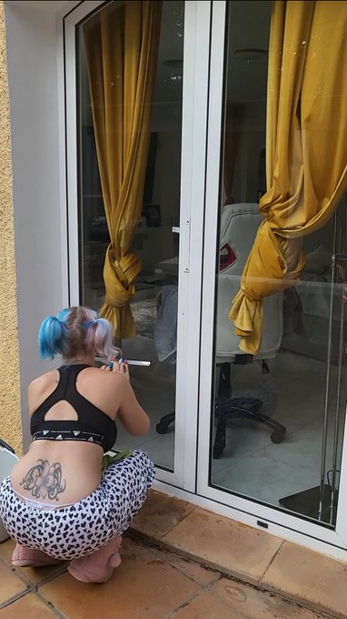 Good morning xxx https://t.co/2lXCCiFWrZ