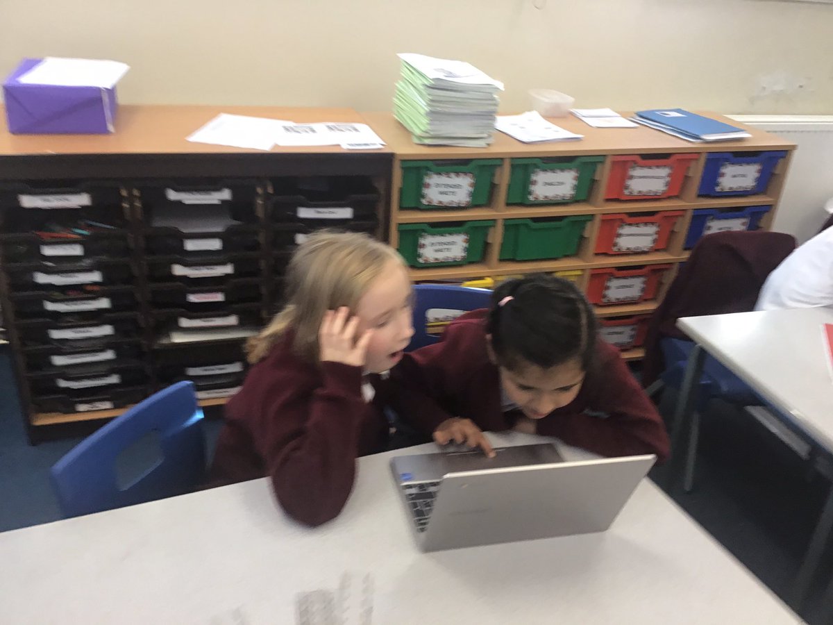 StCeciliascjs's tweet photo. Year 4 love their computing lessons. Today they created their own Star Wars game!
#StCeciliasComputing https://t.co/0iqvq08QiB