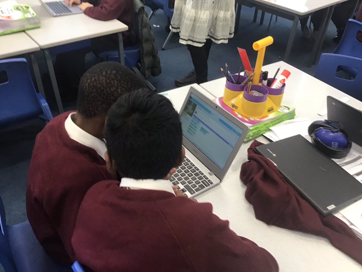 StCeciliascjs's tweet photo. Year 4 love their computing lessons. Today they created their own Star Wars game!
#StCeciliasComputing https://t.co/0iqvq08QiB