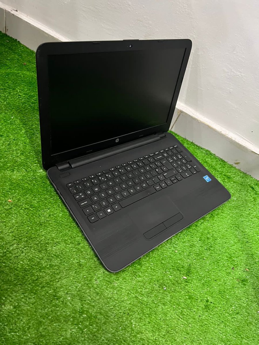cor_mahe's tweet photo. Hp 15 rame 4 disk 500 gigas garantie 6 mois autonomie 3h https://t.co/94CYSYoUpm