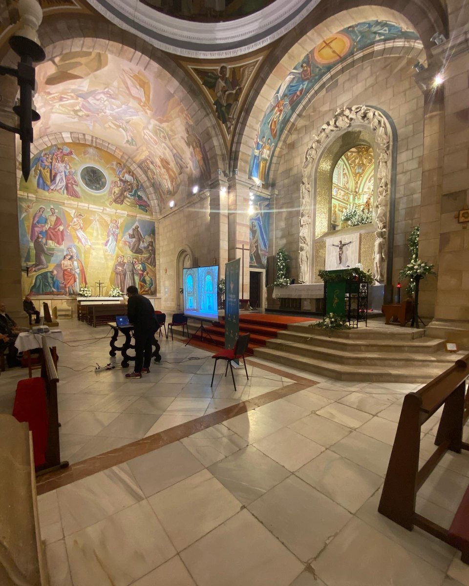 Finalizada la recuperación de las pinturas murales 🎨de Francisco Carulla y Paco Baños 🔝del Santuario de la Virgen de Linarejos,⛪️ presbiterio, el collar de los Ángeles y la nave lateral izquierda.😄

✅Ha sido restaurada por <a href="/ubedarte/">Ubedarte</a> 

#arte #cultura #patrimonio