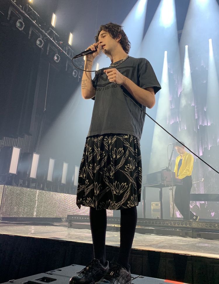 immattyhealy's tweet photo. everyone moved on but i stayed here https://t.co/EnliCt7PIT