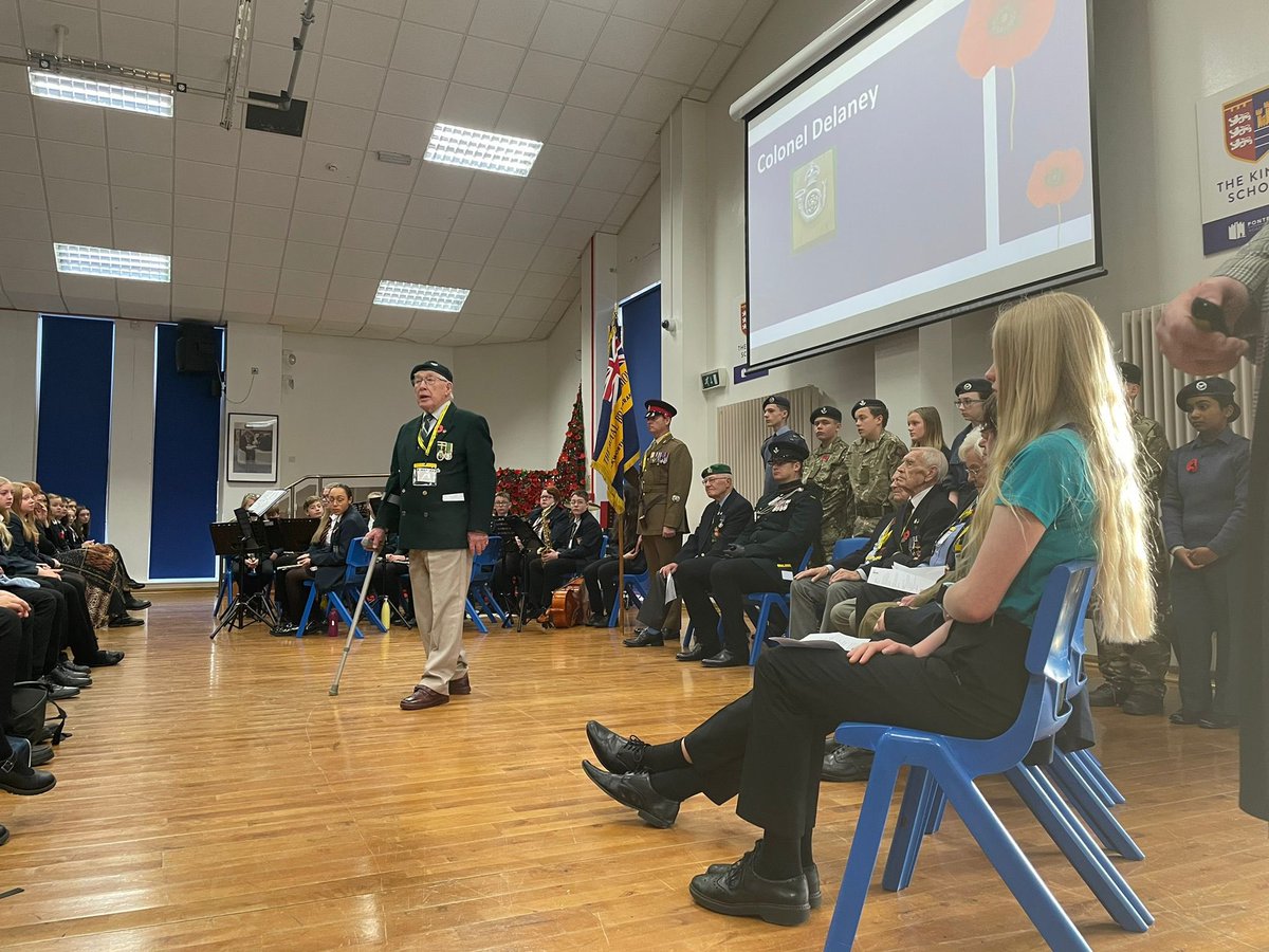 PATKingsSchool's tweet photo. It’s always an honour to welcome members of @PoppyLegion to The King’s School at this time of year, to listen to their experiences and reflect and remember together. ♥️ #service #remembranceassembly #wewillrememberthem #RemembranceDay https://t.co/UdDbG9wgDu