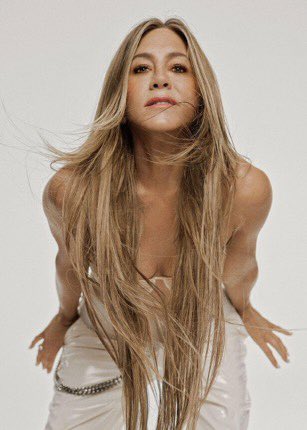 best of jennifer aniston tweet media