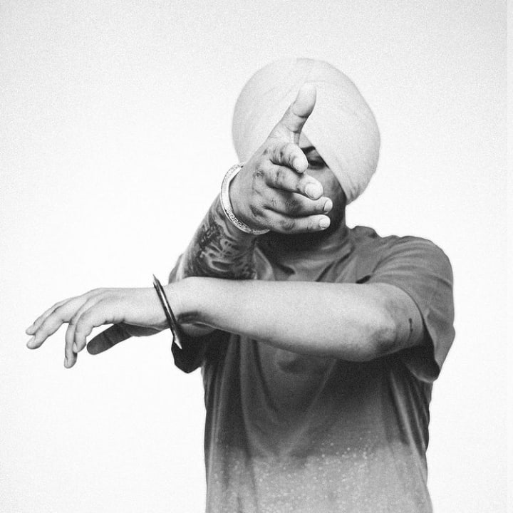 adityachopra34's tweet photo. #NeedJusticeNotFakePromises
#JusticeForSidhuMooseWala
Saada Sidhu Veera Sb Kch Apni Mehnat Naal Sb Kuch Kmaaya Hai Teh Kch News Channel Hale Vi Man Ni Re?? Eve E Vivad Krwana Chahaunde Band Karo https://t.co/AhjywtaW4K