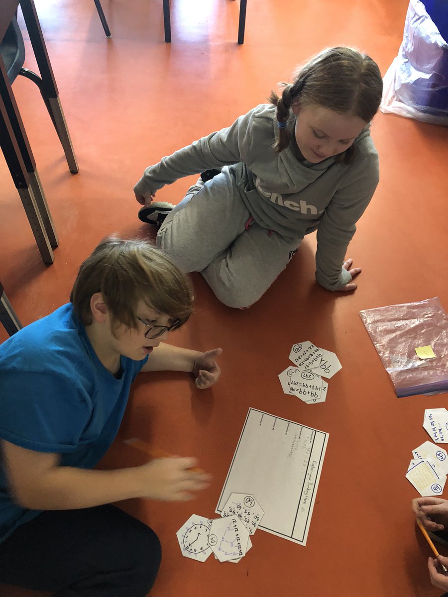 MsBall17's tweet photo. Thanks @MrsJacqulynReid for introducing me to the idea of Hexagonal Thinking at #HRCEID2022 ! Today we connected strategies to multiplication facts with our classmates @TILTHRCE https://t.co/QQroNMp4xc