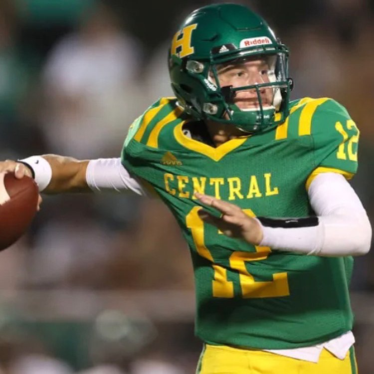 Blessed to be named the Region 8 - 5A Offensive Player of the Year. 
<a href="/johnvarlas/">John Varlas</a> <a href="/CSmithScout/">Chris Smith</a> <a href="/PrepRedzoneTN/">Prep Redzone Tennessee</a>