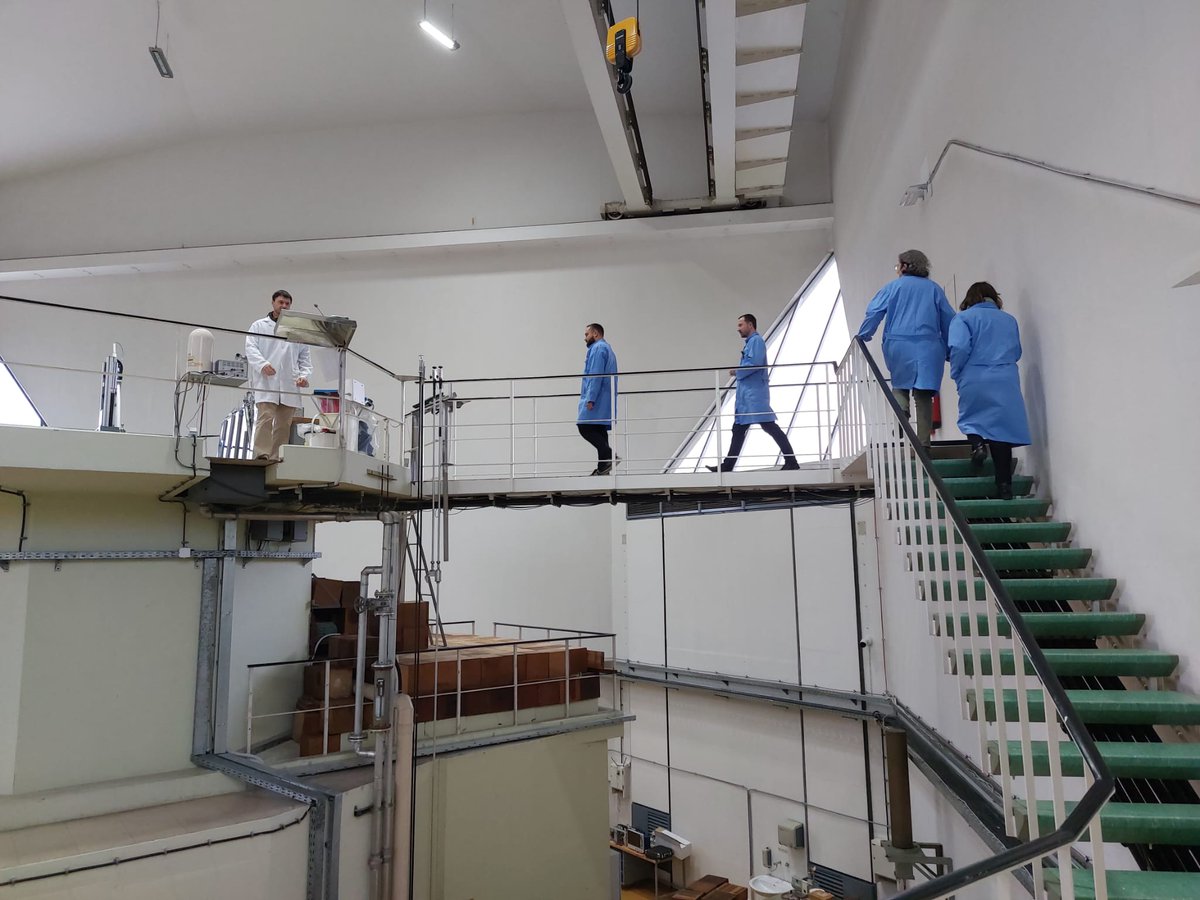 ICCRAM_UBU's tweet photo. After a very interesting meeting for the @SurfBio_Hub project within the #MicroTechWeek, our colleagues and the consortium had the opportunity to visit the nuclear reactor of the Jozef Stefan Institute, in Ljubljana, Slovenia.
It has been a very interesting week!👏 https://t.co/Utg4zXwm0E