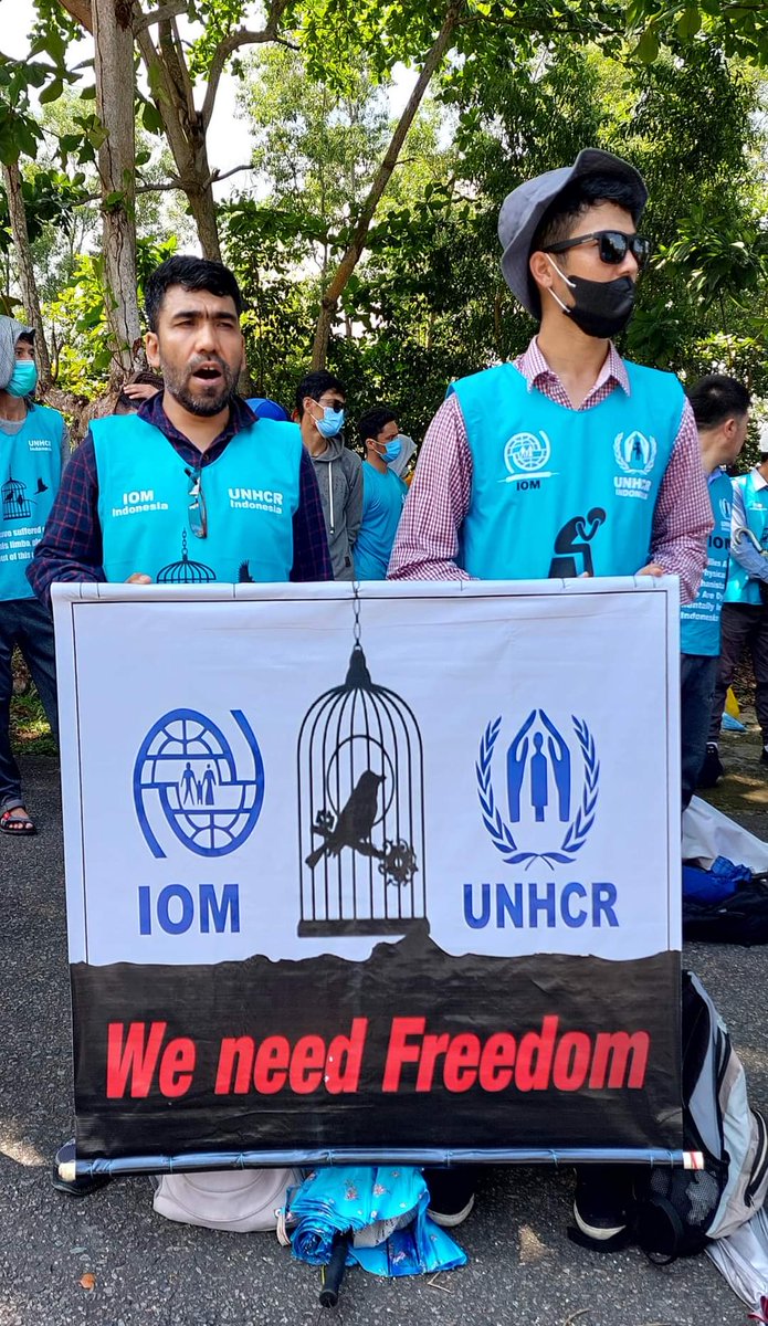 #RescueAfgRefugees_Indonesia
Please give resettlement for Afghan refugees in Indonesia. Ten years is enough.
#RescueAfgRefugees_Indonesia
