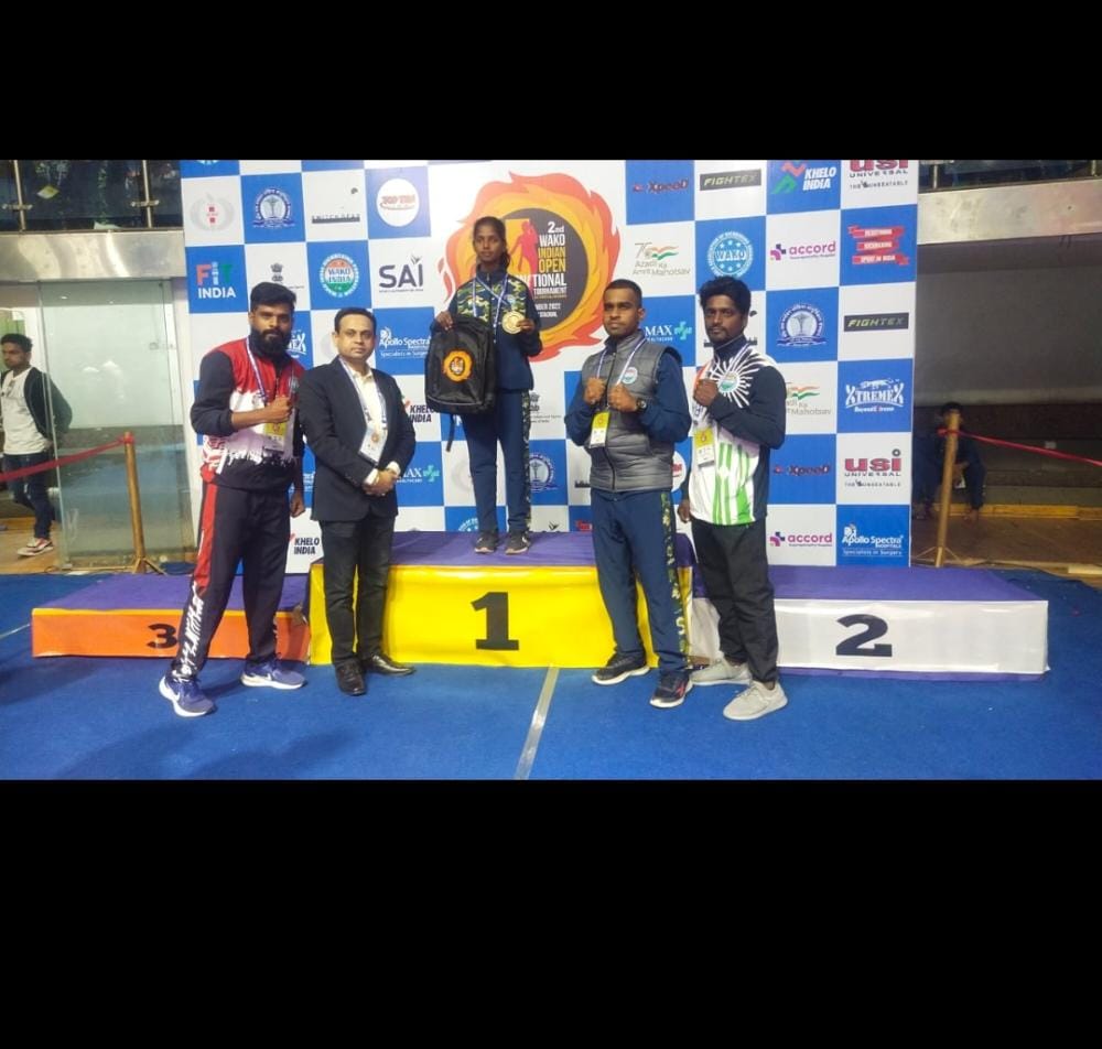 codeacadtswreis's tweet image. Our student Sai Prasanna from 8th standard bagged 3 medals in Wako Indian Open International KICKBOXING Tournament.
* Gold medal in Nanchak Kata
* Silver medal in Point Fight
* Bronze medal in Kick Light
Kudos to Sai Prasanna Mallepalli from principal and staff. @DRonaldRose