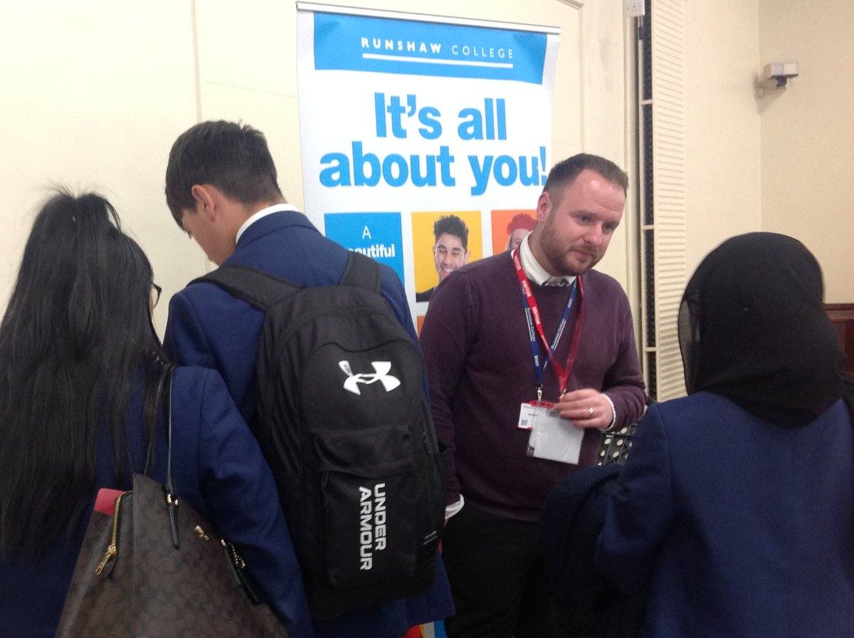 Thank you to Mr. Hamriding from <a href="/RunshawCollege/">Runshaw College</a> for providing a lunchtime drop-in session for our KS4 students offering career advice and letting students know of courses available to them upon leaving school. <a href="/MSJCareers/">MSJ Careers</a> #MSJCommunity #FurtherEducation #Thankyou
